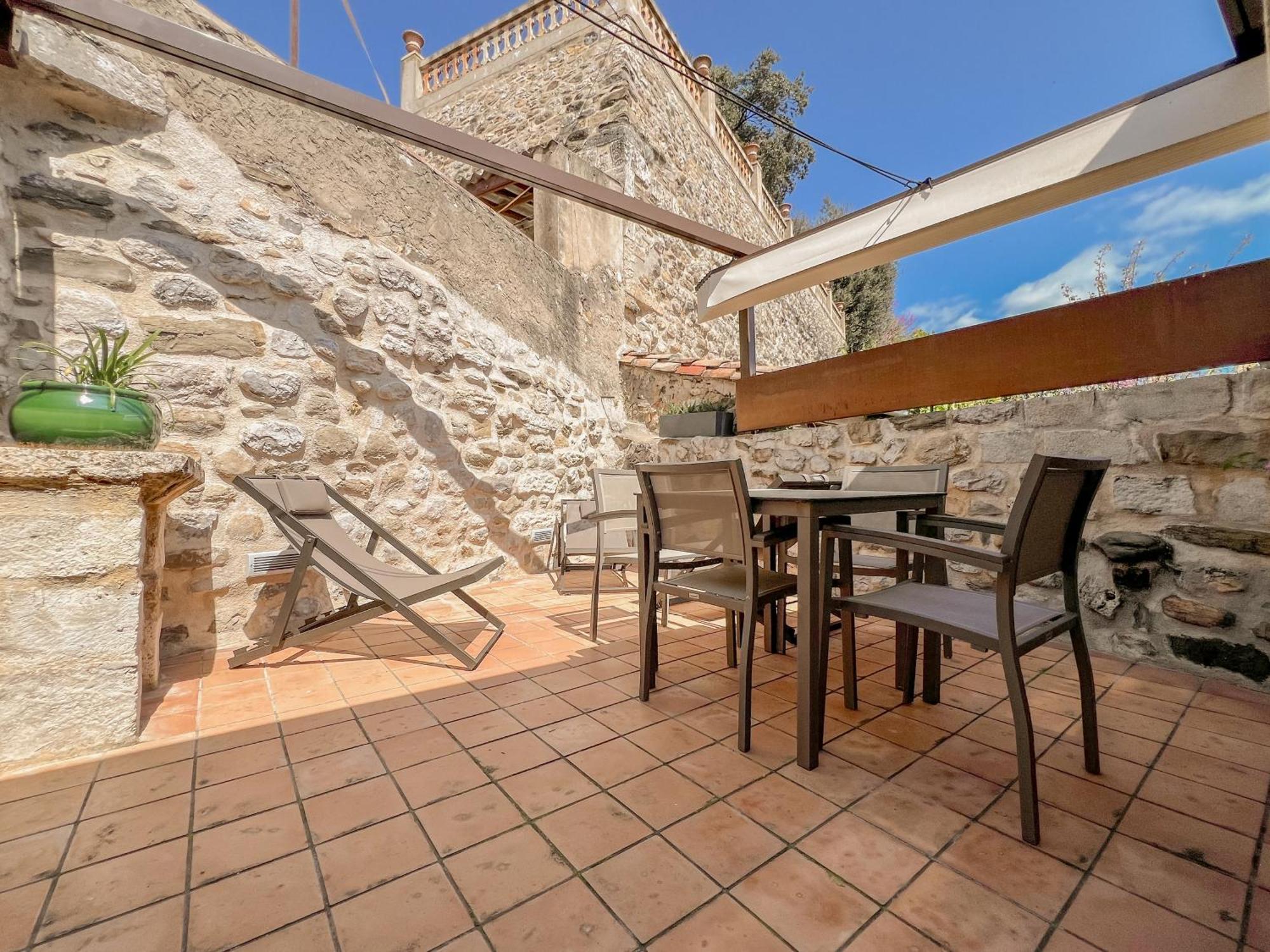Bona Casa Espectacular Duplex Con Terraza Appartement Besalú