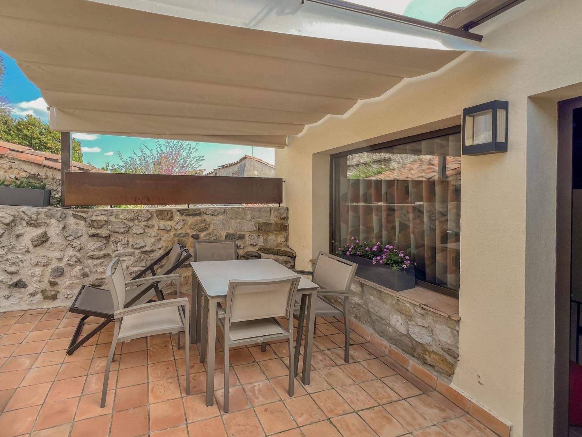 Bona Casa Espectacular Duplex Con Terraza Besalu